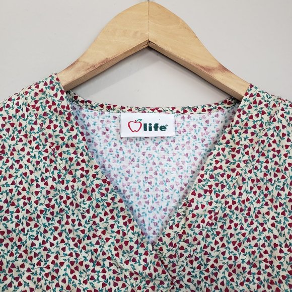 Apple Life Heart Floral Feminine Scrub Top - Picture 4 of 10